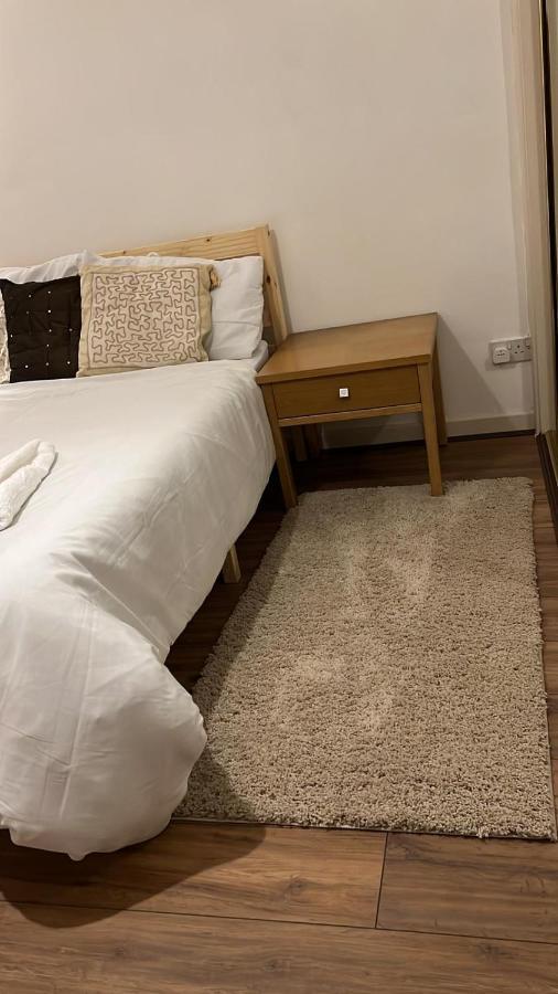 Smalinz Homes Finchley ลอนดอน ภายนอก รูปภาพ